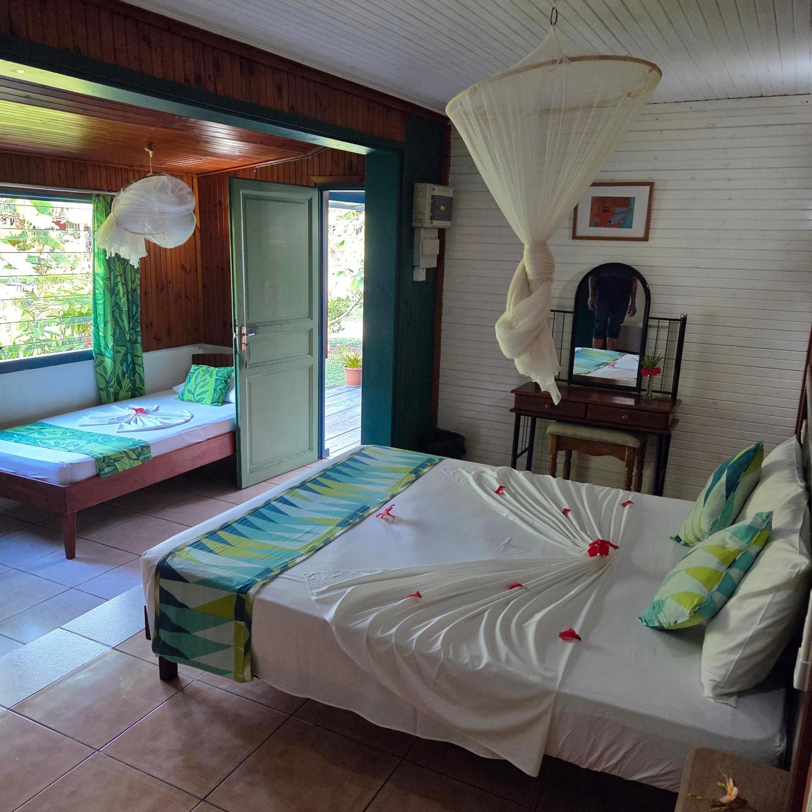 Standard Triple Room at La Diguoise